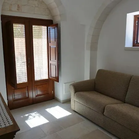 Cappelluzzo * 치스테르니노